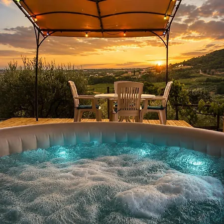 Willa Mas Bellevue - Jacuzzi - Valley View Saint-Sauveur-de-Cruzière